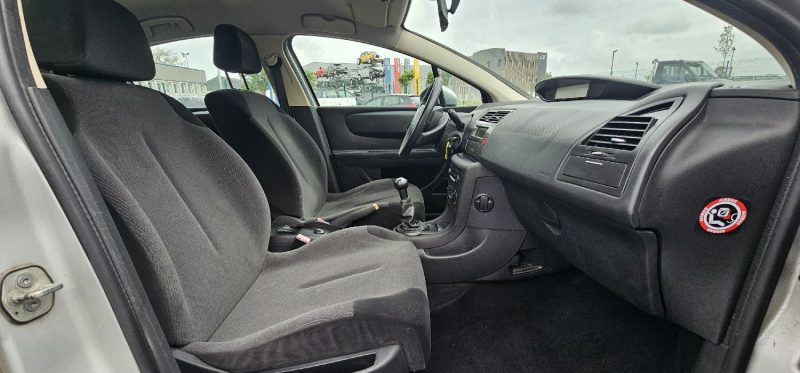 CITROËN C4 CITROËN C4  1.6 HDI AIRDREAM CONFORT 